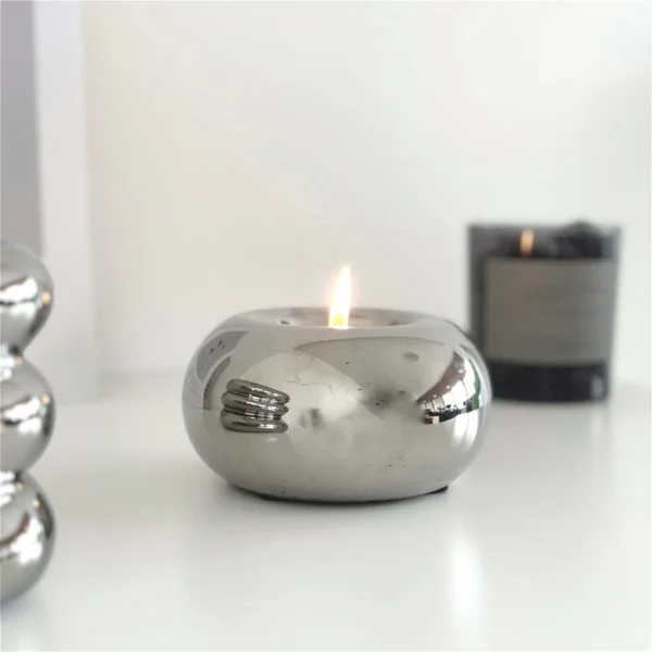 Circular Silvery Candle Holder - Image 5